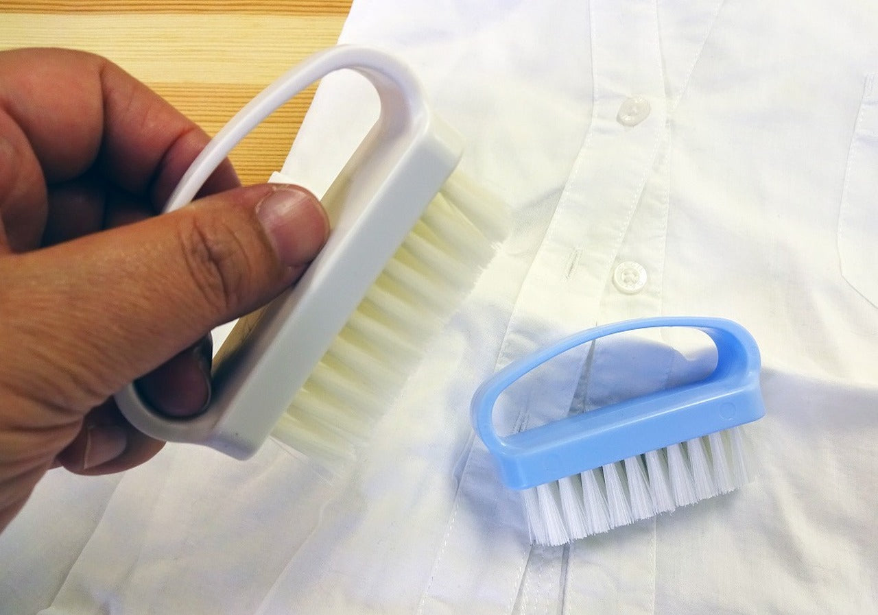 KOKUBO Laundry Brush (Made in Japan) - Just £1.45! Shop now at JAPAN PLAZA UK