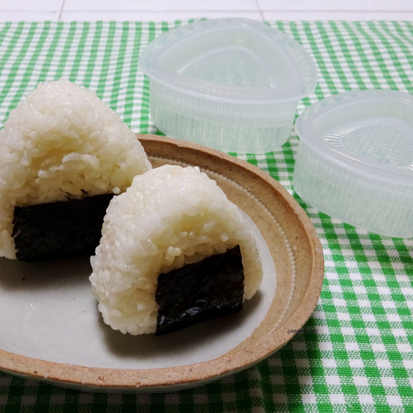 KOKUBO Onigiri Triangle Sushi Maker (Made in Japan) - Just £2.30! Shop now at JAPAN PLAZA UK