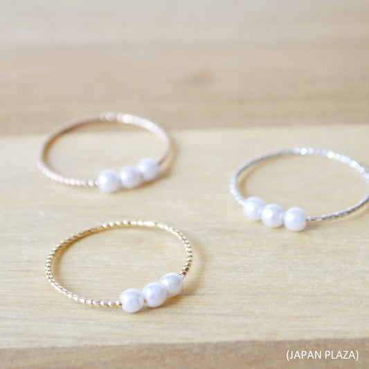 Pearl Rope Ring w Gold/Silver Plating (Made in Korea) - Just £5.65! Shop now at JAPAN PLAZA UK