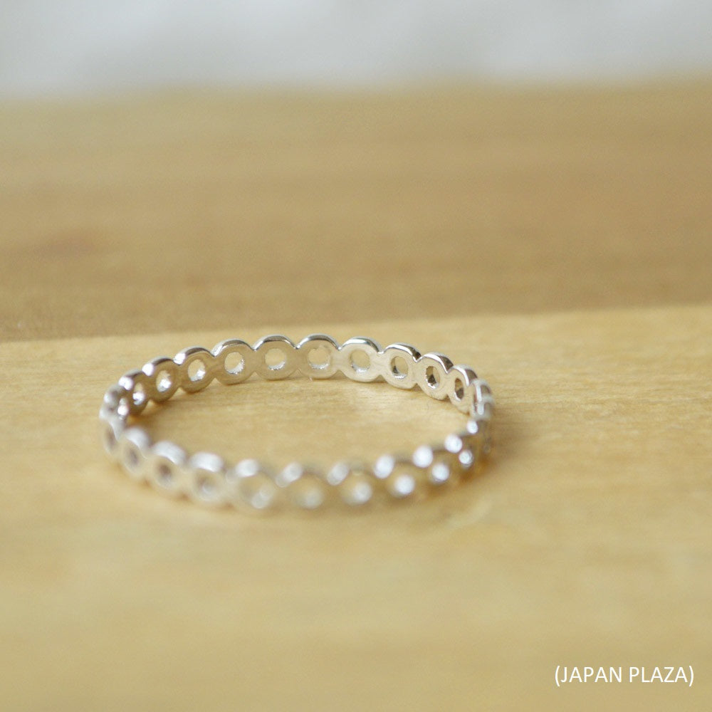 Openwork Ring with Circle (Made in Korea) - Just £6.70! Shop now at JAPAN PLAZA UK