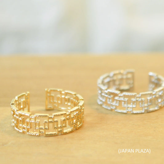 Openwork Ring with Square Mosaic (Made in Korea) - Just £7.90! Shop now at JAPAN PLAZA UK