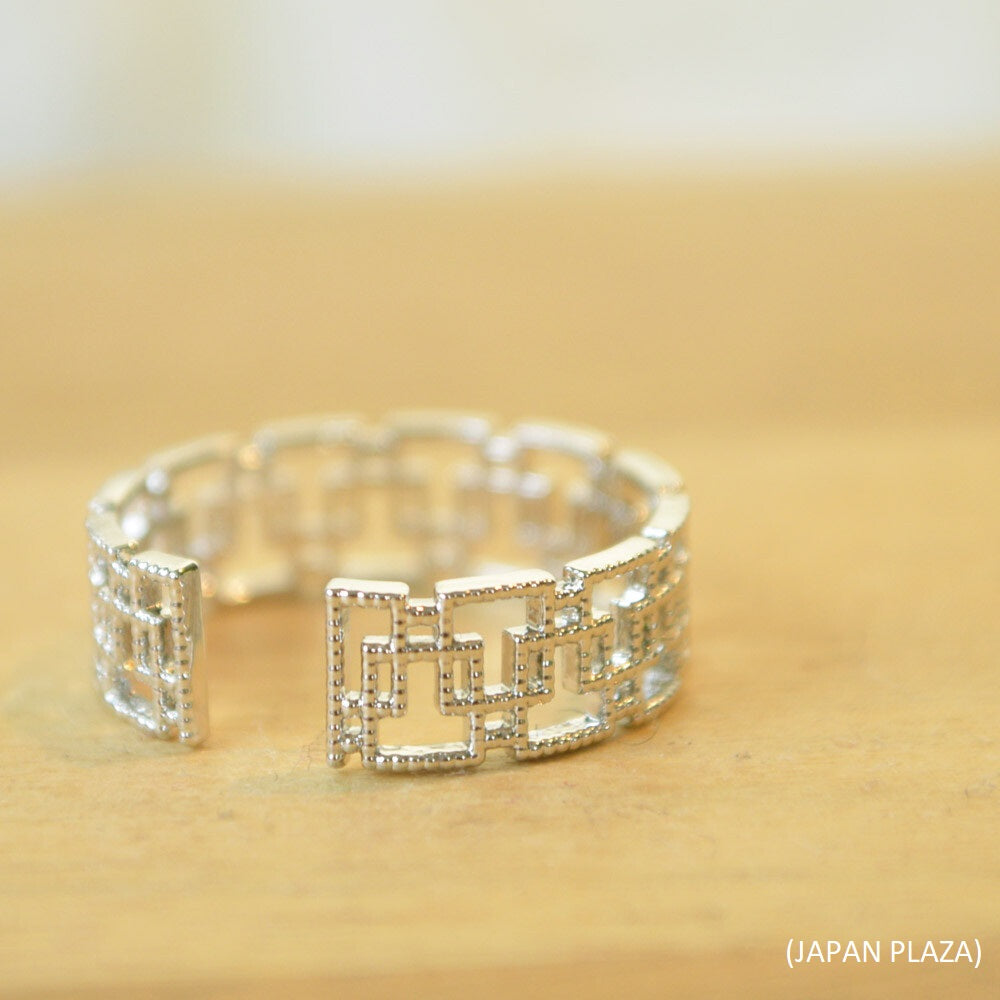 Openwork Ring with Square Mosaic (Made in Korea) - Just £7.90! Shop now at JAPAN PLAZA UK