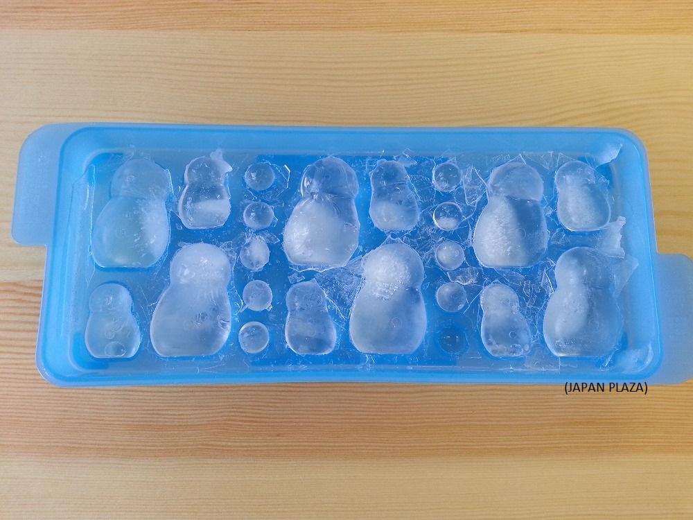 Snowmen & Snowballs Ice Maker Molds (Made in Japan) - Just £1.45! Shop now at JAPAN PLAZA UK