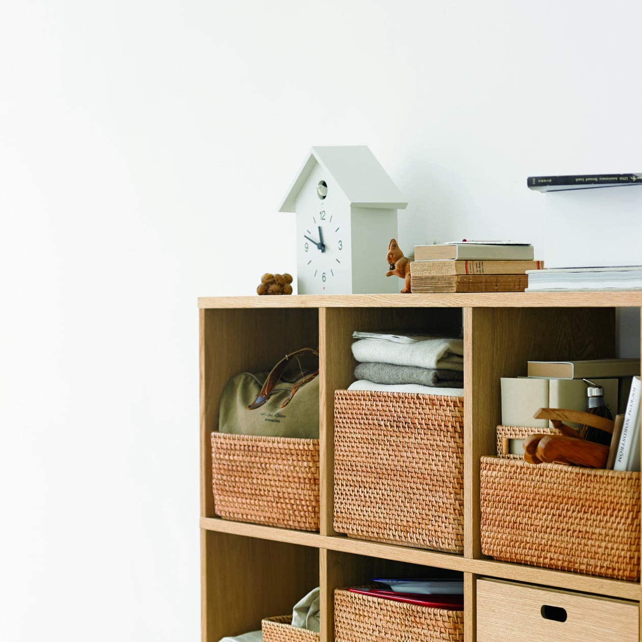 Muji Cuckoo Clock White (L) 25.5x12.5x26.7cm - Just £94.60! Shop now at JAPAN PLAZA UK