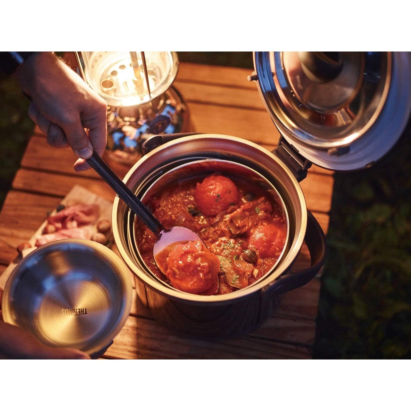 Thermos Vacuum Insulated Cooker Shuttle Chef Outdoor Series - Just £159.50! Shop now at JAPAN PLAZA UK