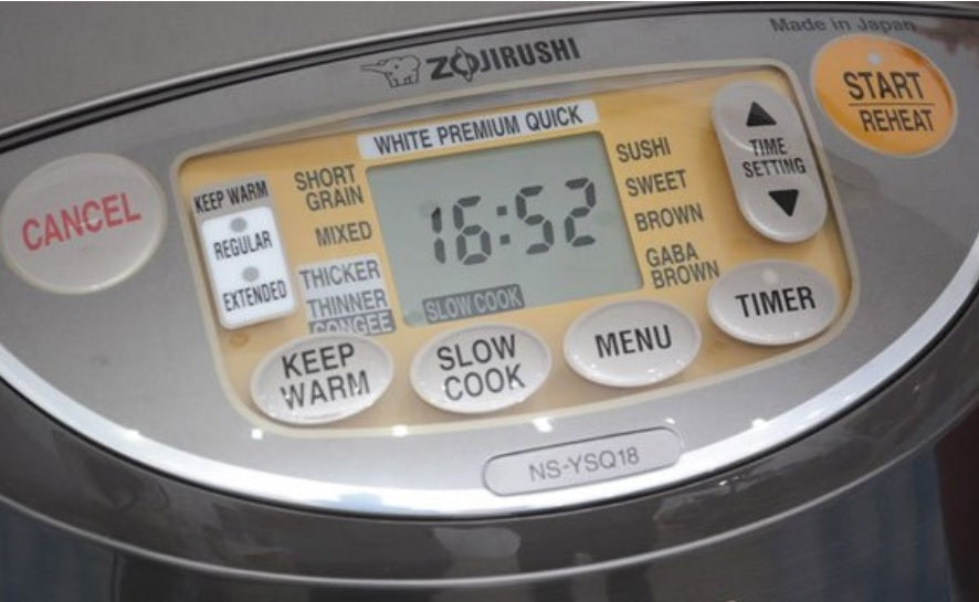 Zojirushi Rice Cooker NS-YSQ18 (Made in Japan)