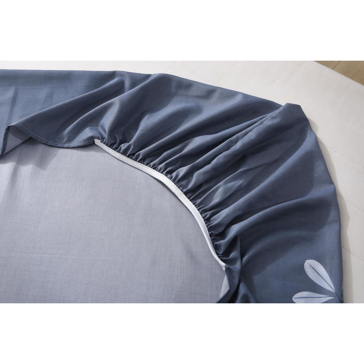 Premium Bedding Set (Fitted Sheet + Duvet Cover + Pillowcases) - Just £75! Shop now at JAPAN PLAZA UK
