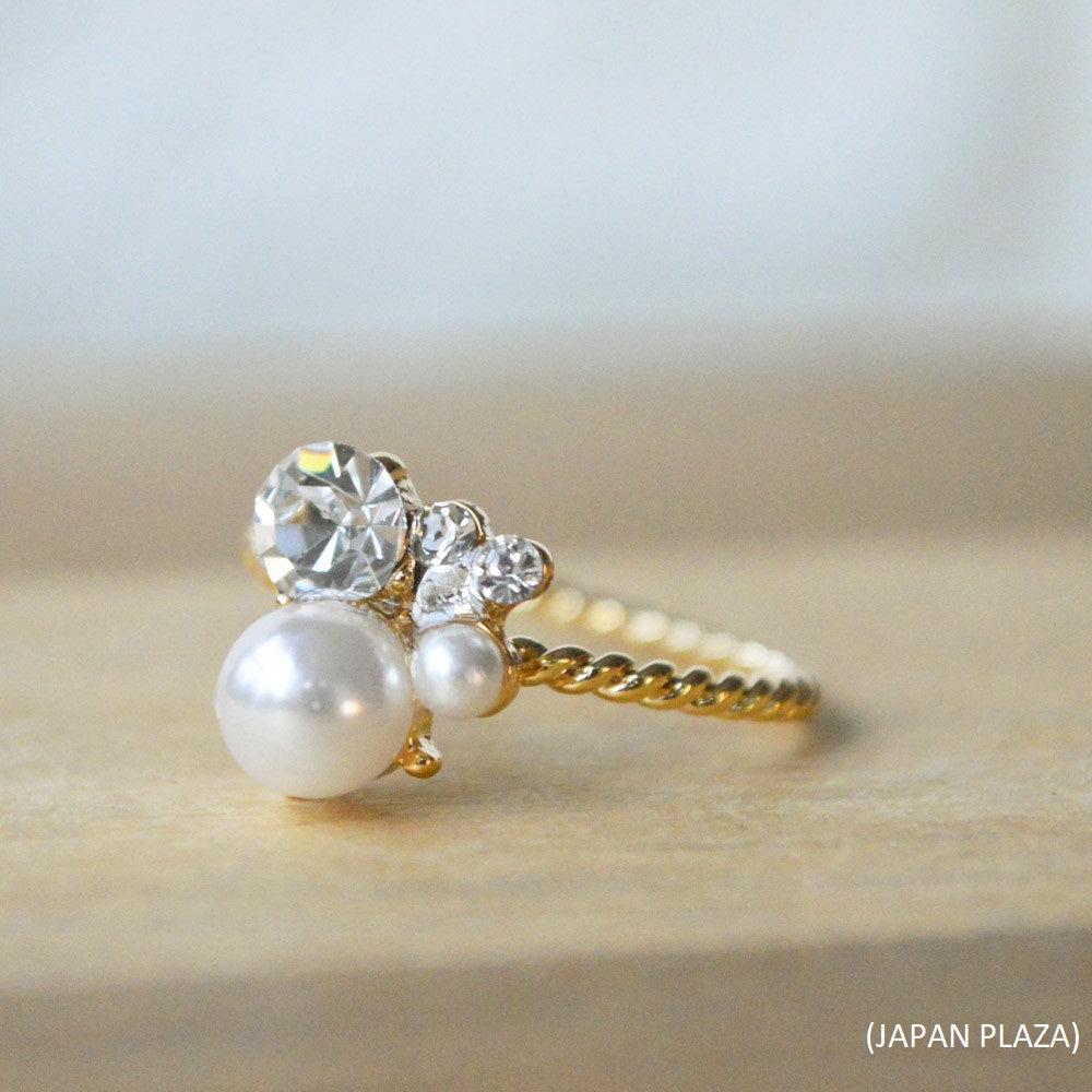 Pearl Crystal Ring with Gold Plating (Made in Korea)