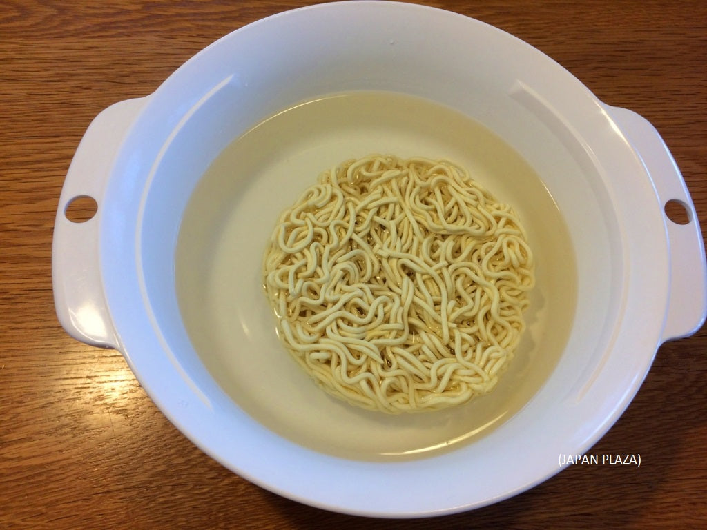 Microwave Ramen Cooking Container 1.5L (Made in Japan) - Just £2.50! Shop now at JAPAN PLAZA UK
