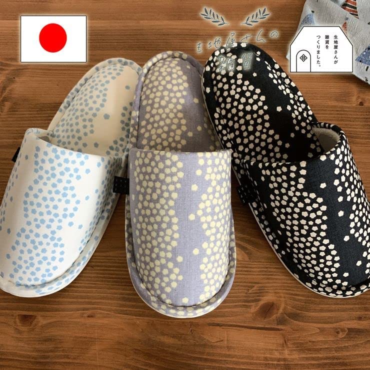 Woman Slippers with Star Pattern (Made in Japan)